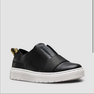 Dr. Martin’s Lylah Temperley slip on sneakers 6.5